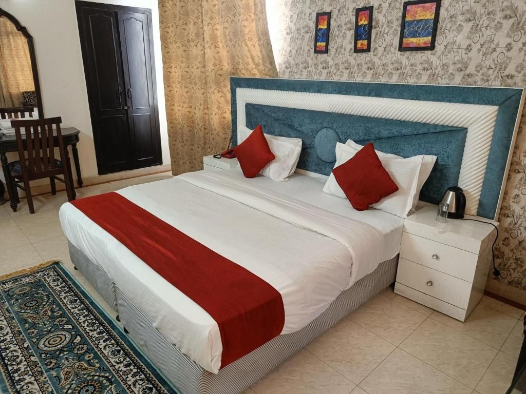 Surya Palace Standard Room 2