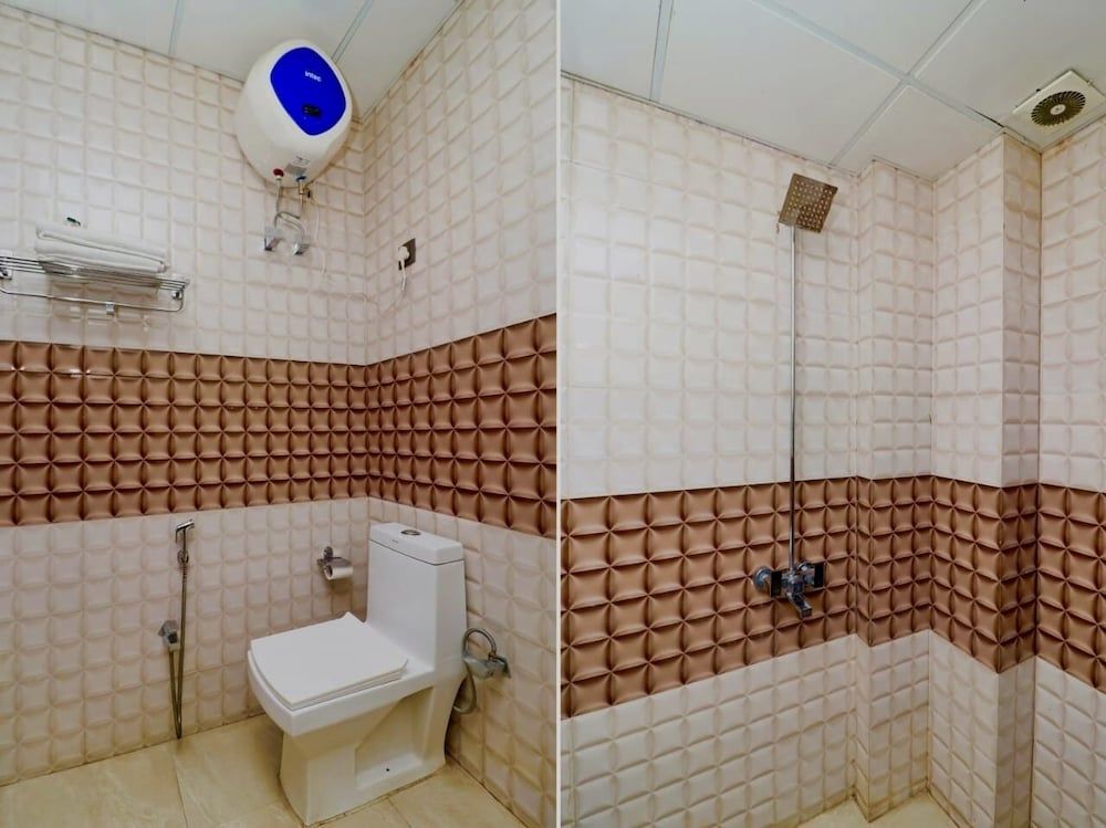 Ace Prime Hotel Deluxe Room 6