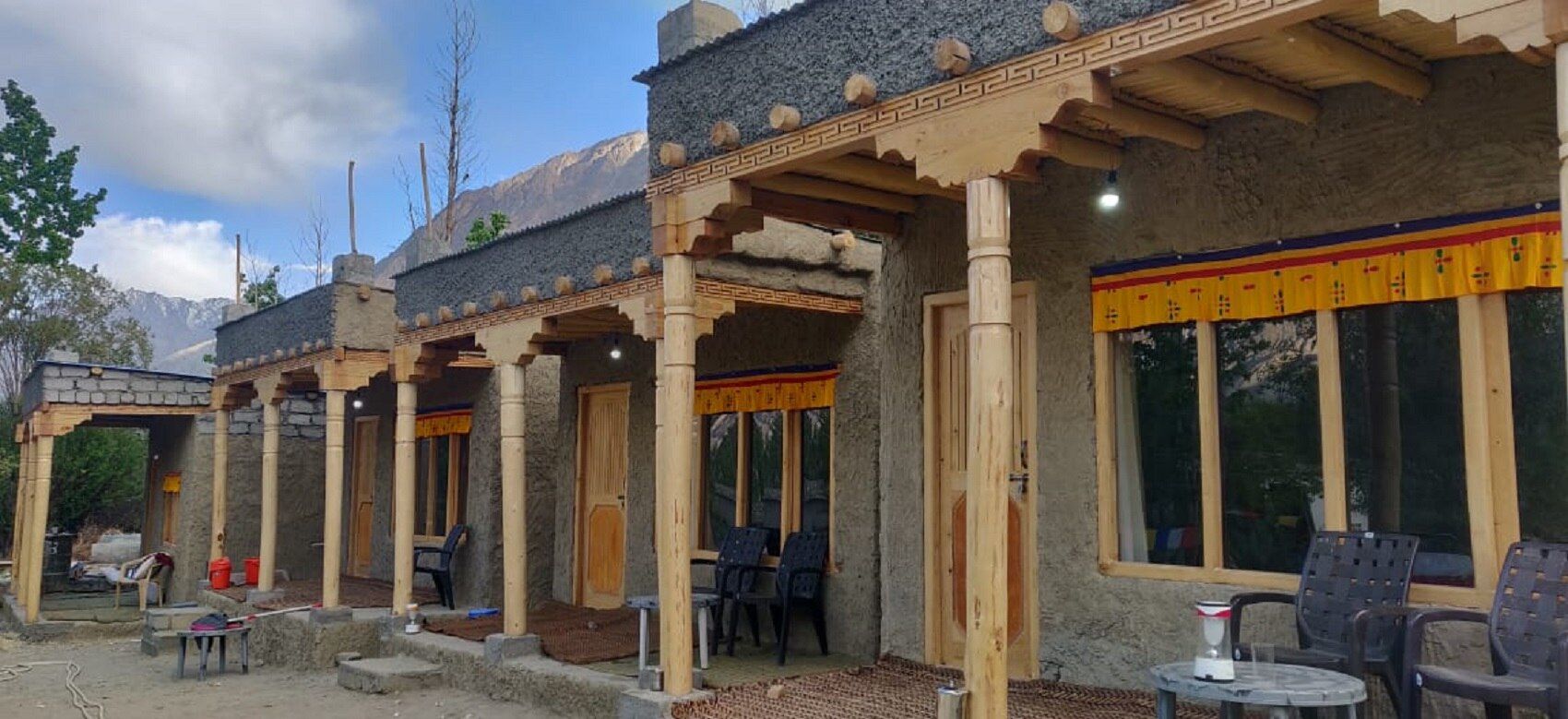 undefined Royal Deluxe Camp 6