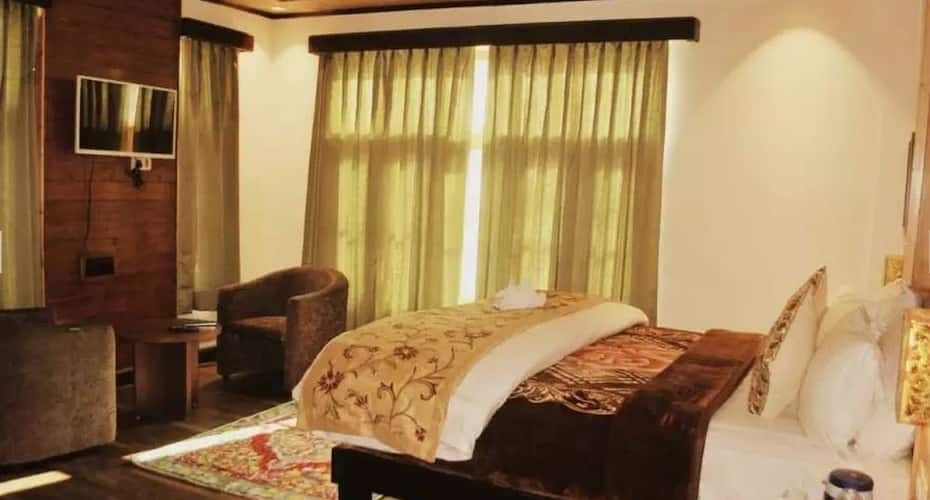 undefined Himalayan Hill Resort 4