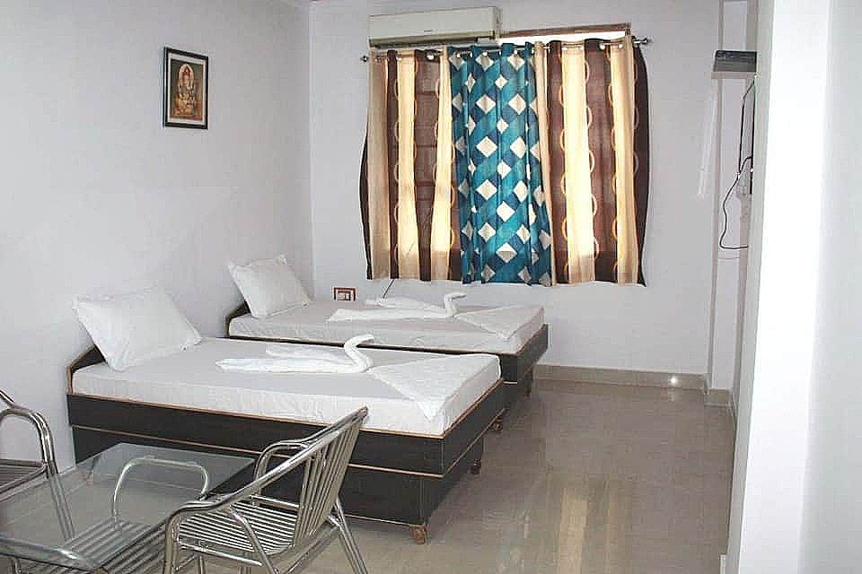 Hotel Ankur Semi Deluxe Room