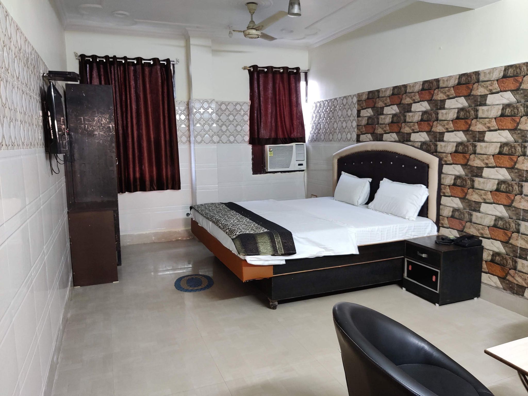 undefined Hotel Ankur 5