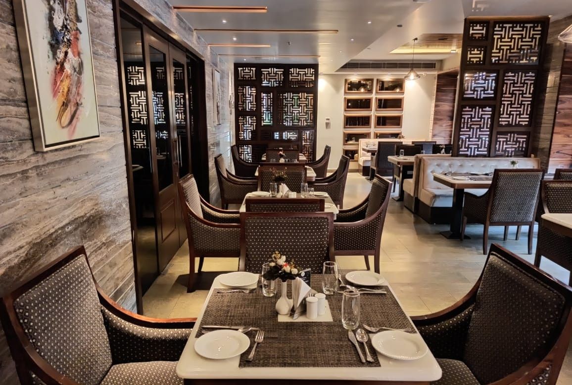 Food & Dining