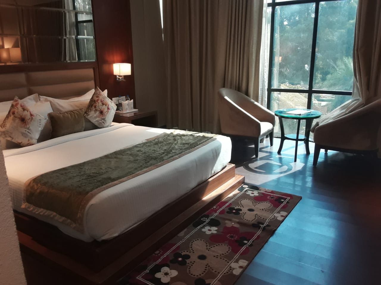 Hotel The Shaurya Executive Room 3