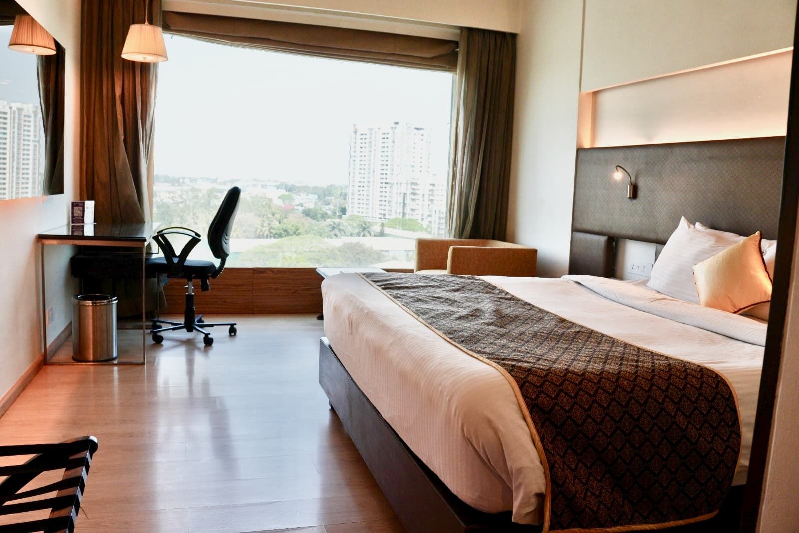 Regenta Central Grand Exotica Pune Deluxe Double Room 5