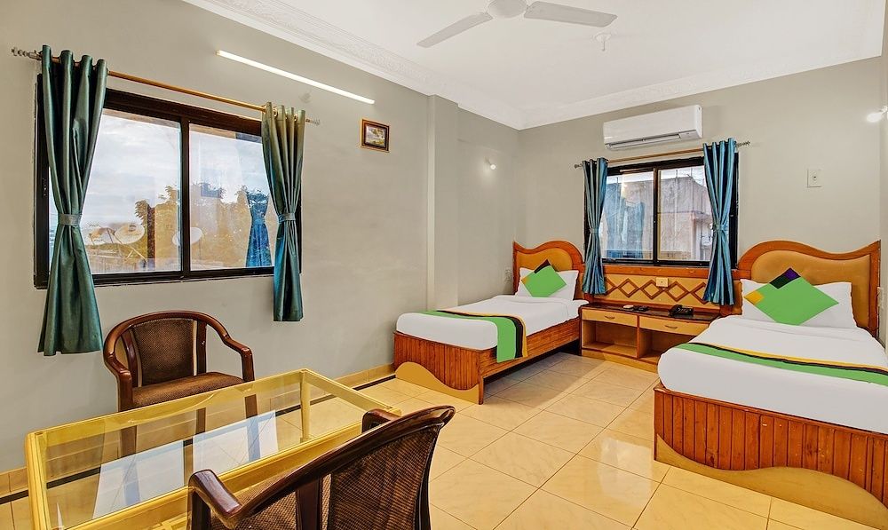Treebo Eagle Executive Standard Double Room 10