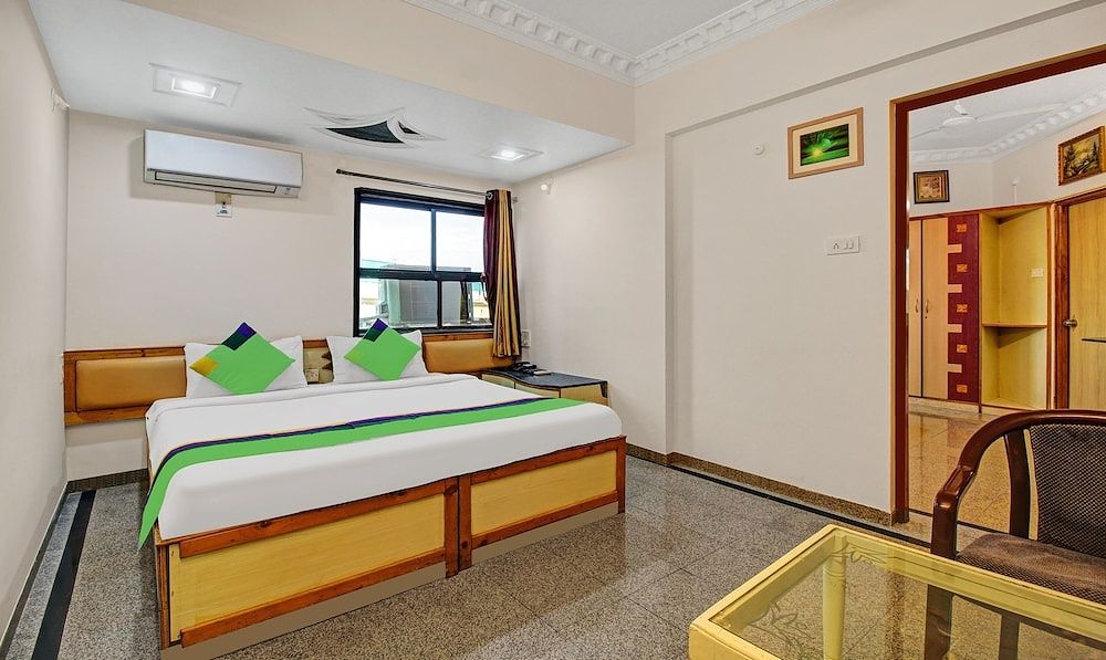 undefined Treebo Eagle Executive 5