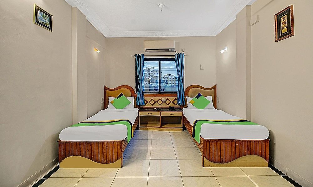 Treebo Eagle Executive Standard Double Room 8