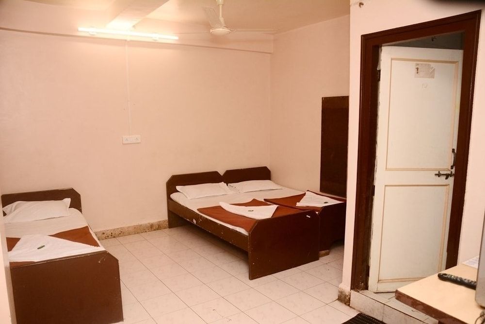 undefined PARAG HOTEL 8