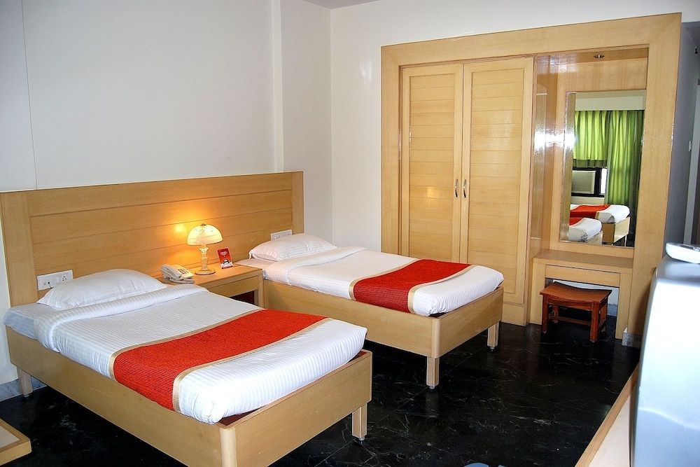 undefined Hotel Plaza Palace 4