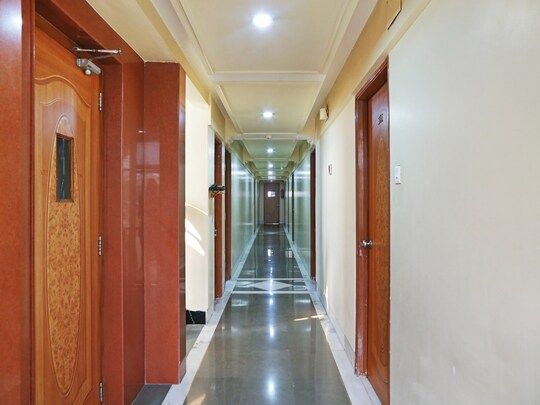 undefined Ravikanth Hotel 2