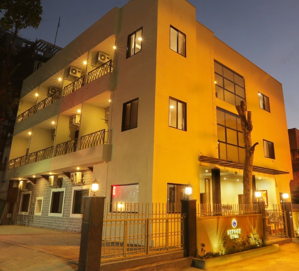 undefined Hotel Sardar 10