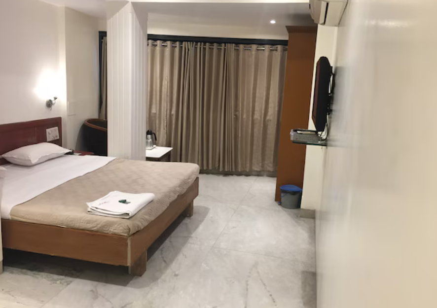 Super Deluxe Double Non AC Room