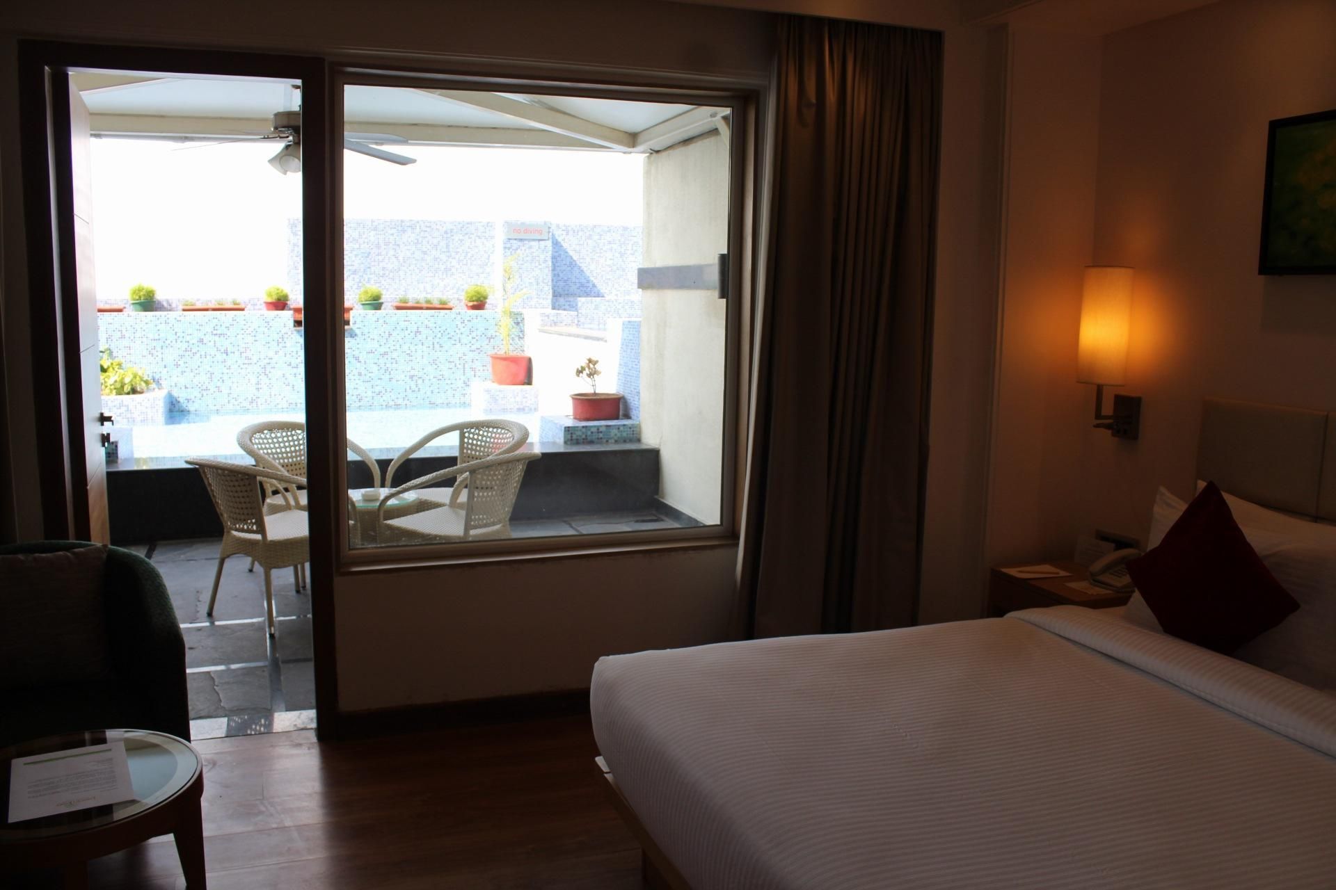 Club Deluxe King Bed