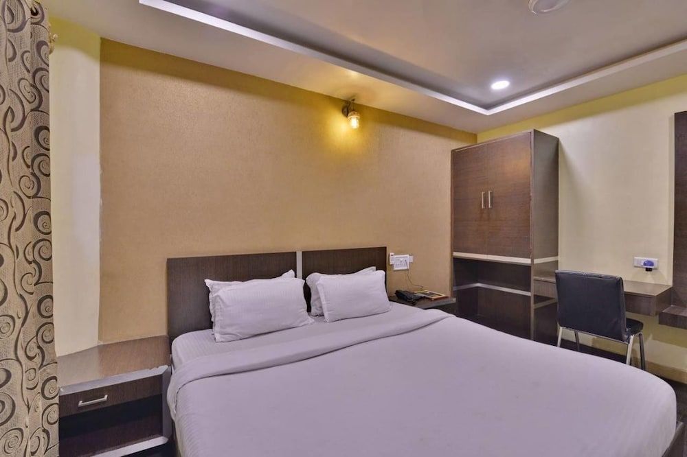 undefined Hotel puneet international 6