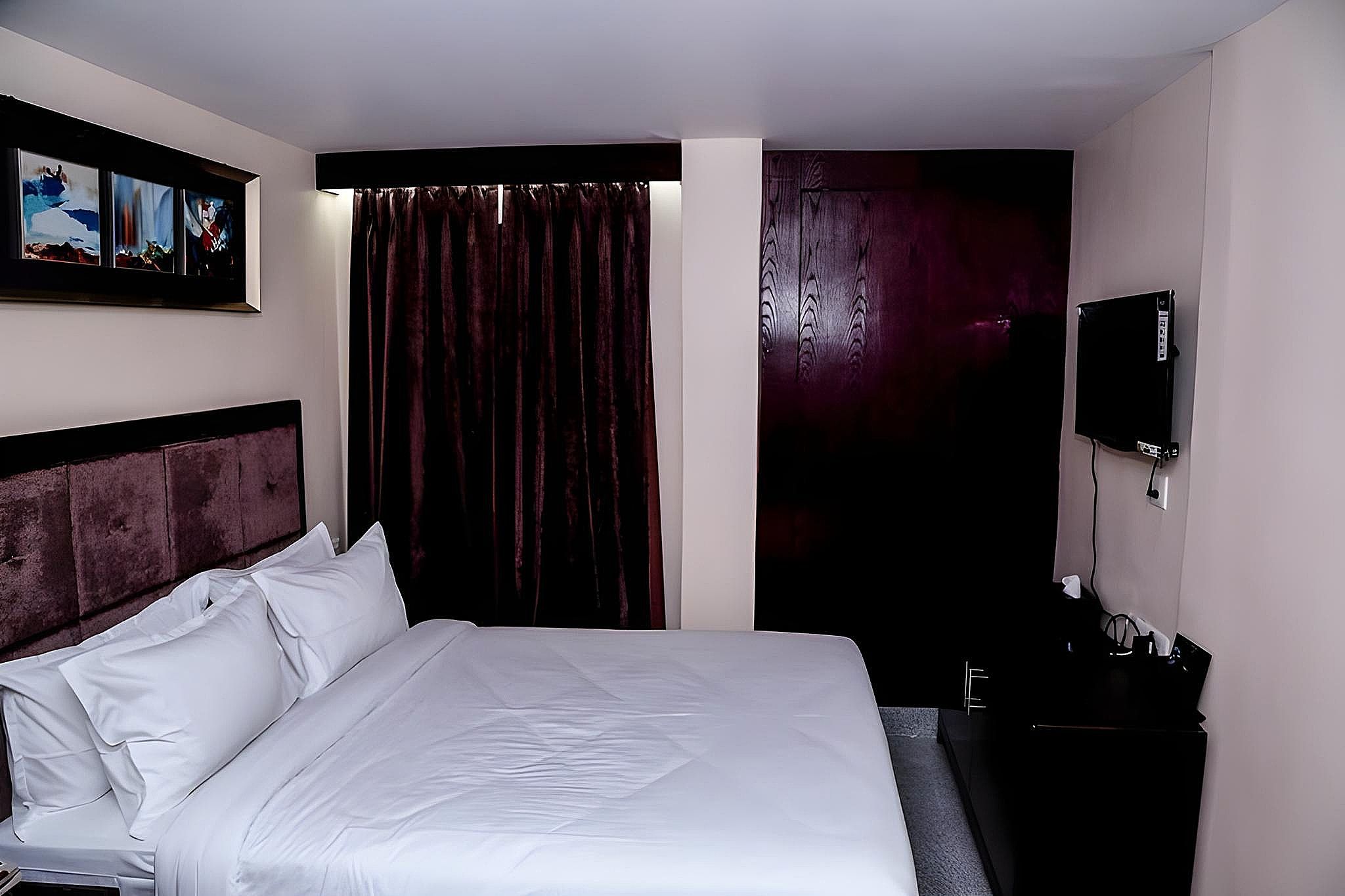 Hotel The Raso Standard Room 2