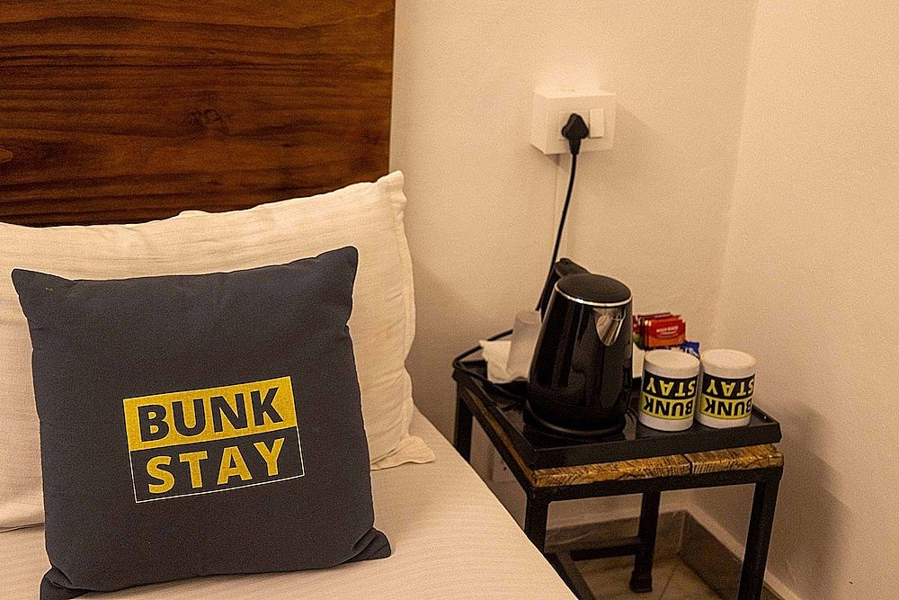 Bunk Stay Rishikesh - Hostel Basic Double Room, 1 Queen Bed, Private Bathroom 5