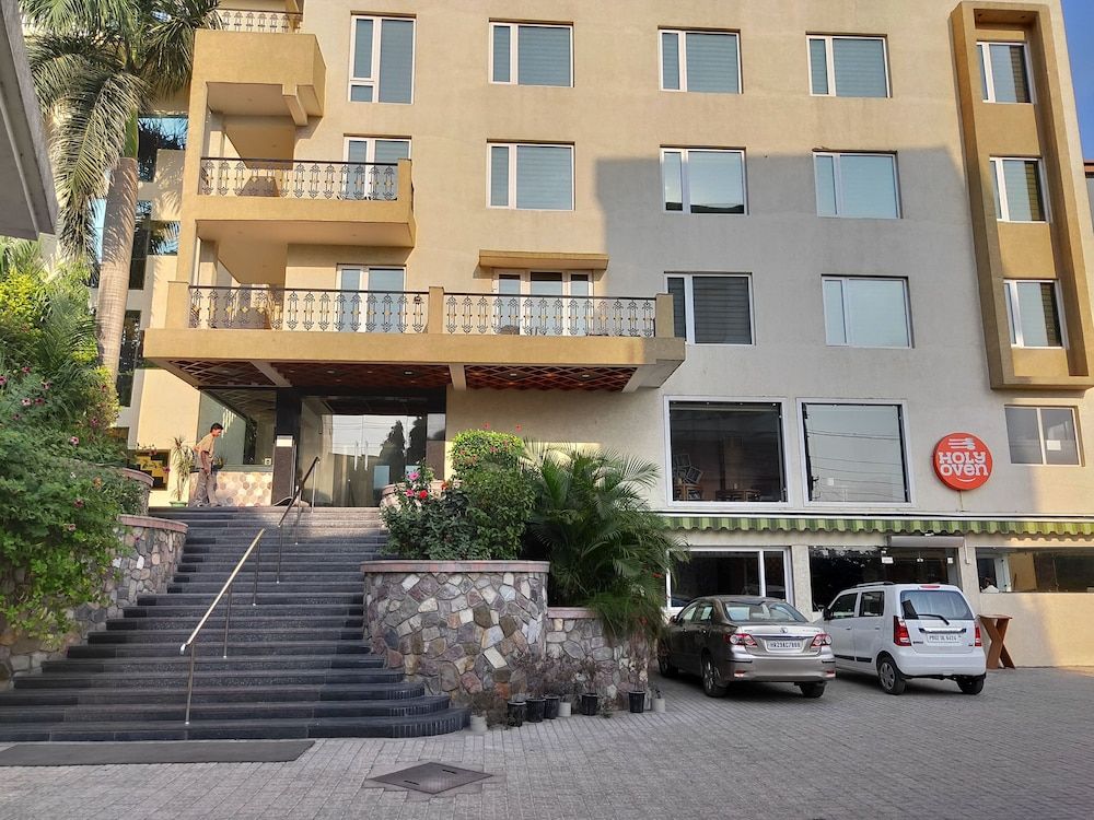 undefined Holy River Hotel 7