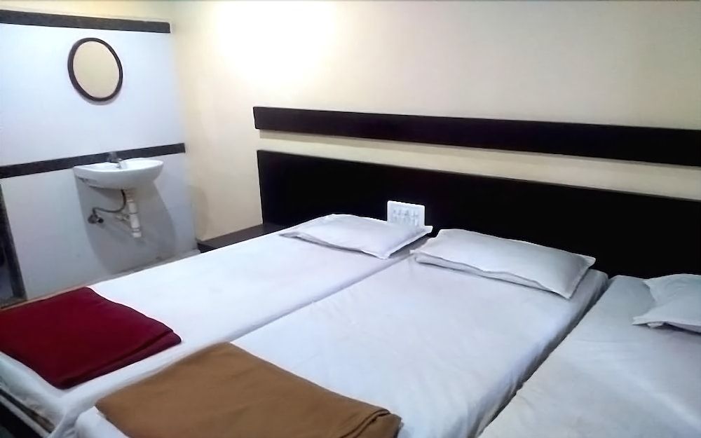 undefined Hotel Sai Bhoomi 4