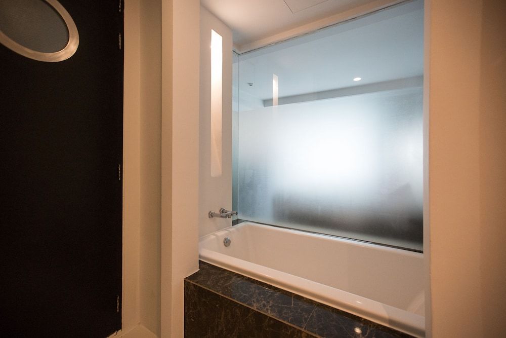 Sugar Palm Grand Hillside Grand Double or Twin Room, 1 Double or 2 Twin Beds, Pool Access, Pool View 10