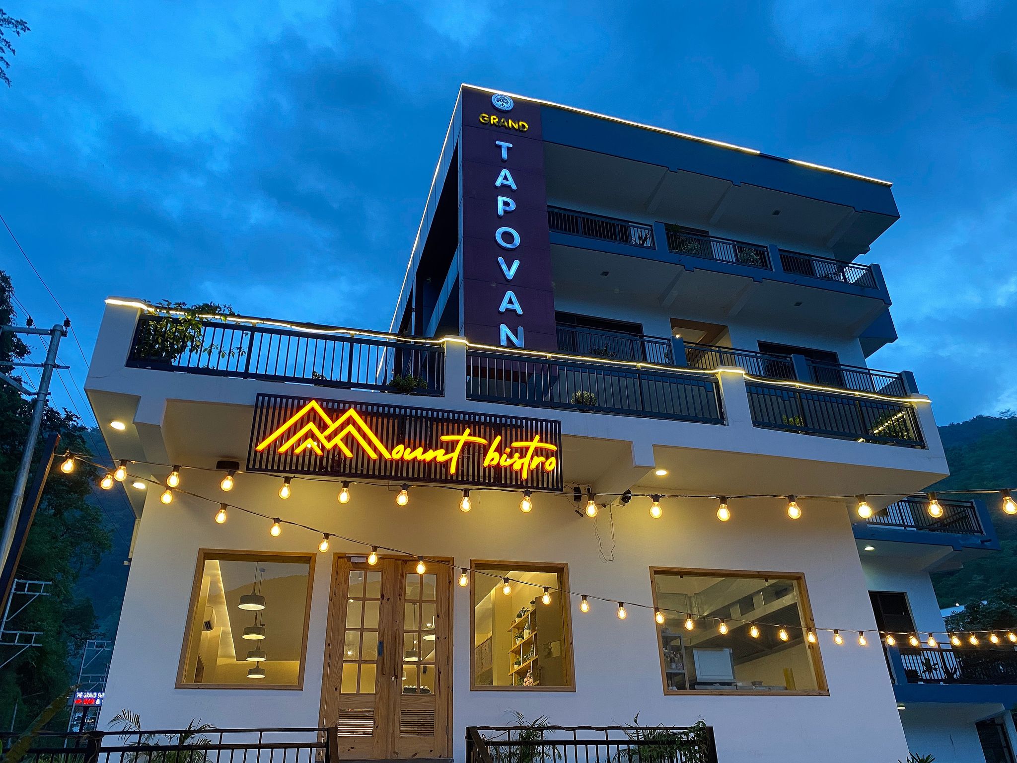 undefined Hotel Grand Tapovan