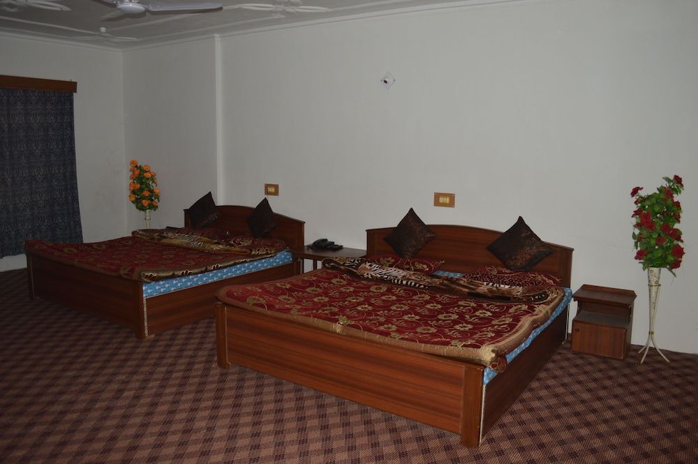 Family Twin Room, 6 Bedrooms, Hill View