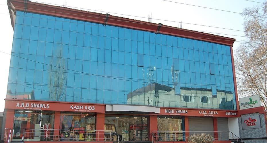 undefined Crown Plaza Residency 8