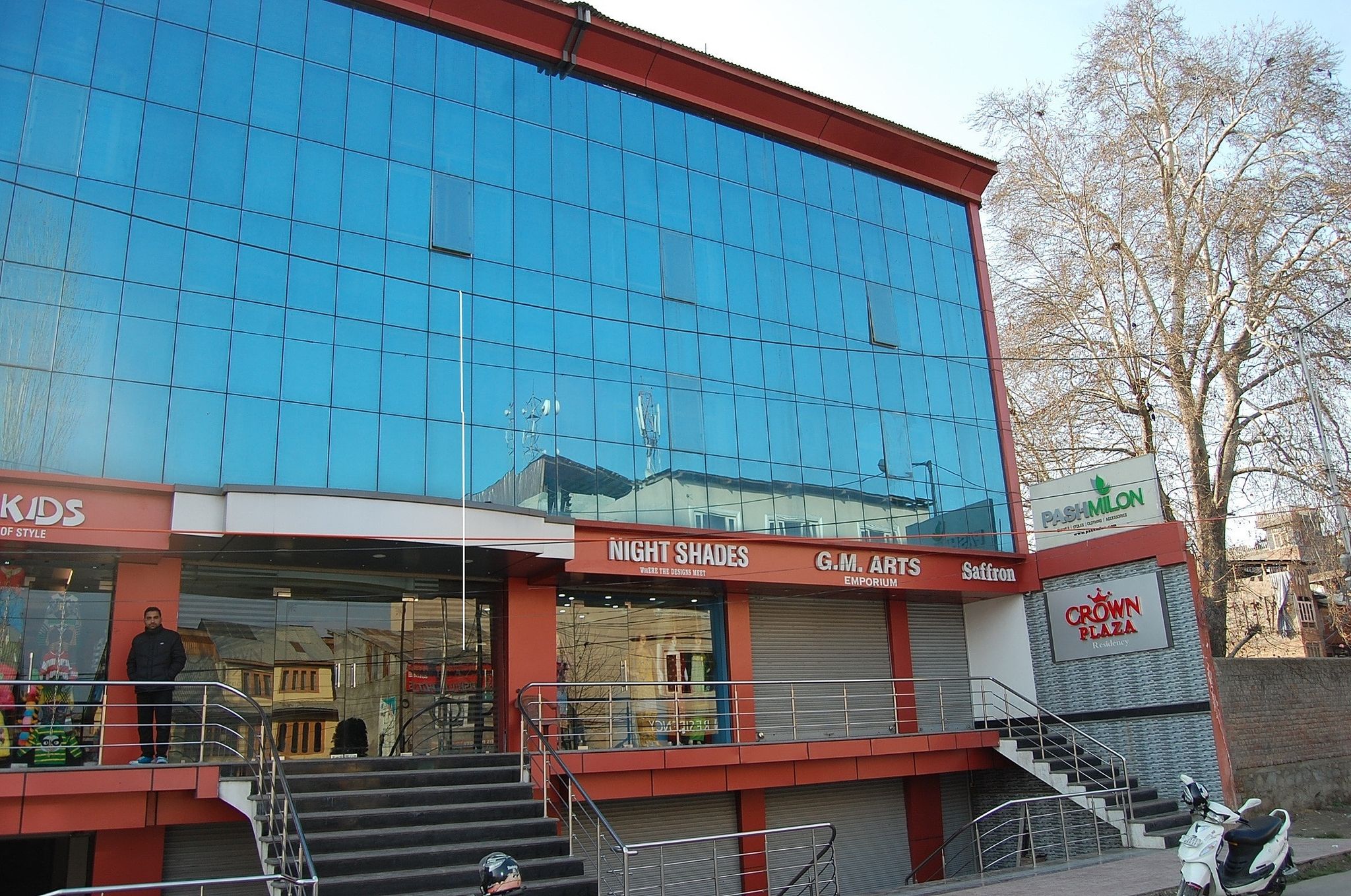 undefined Crown Plaza Residency 7