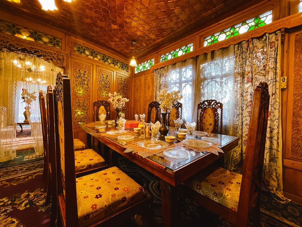 undefined Gemini Group Of Houseboats 7