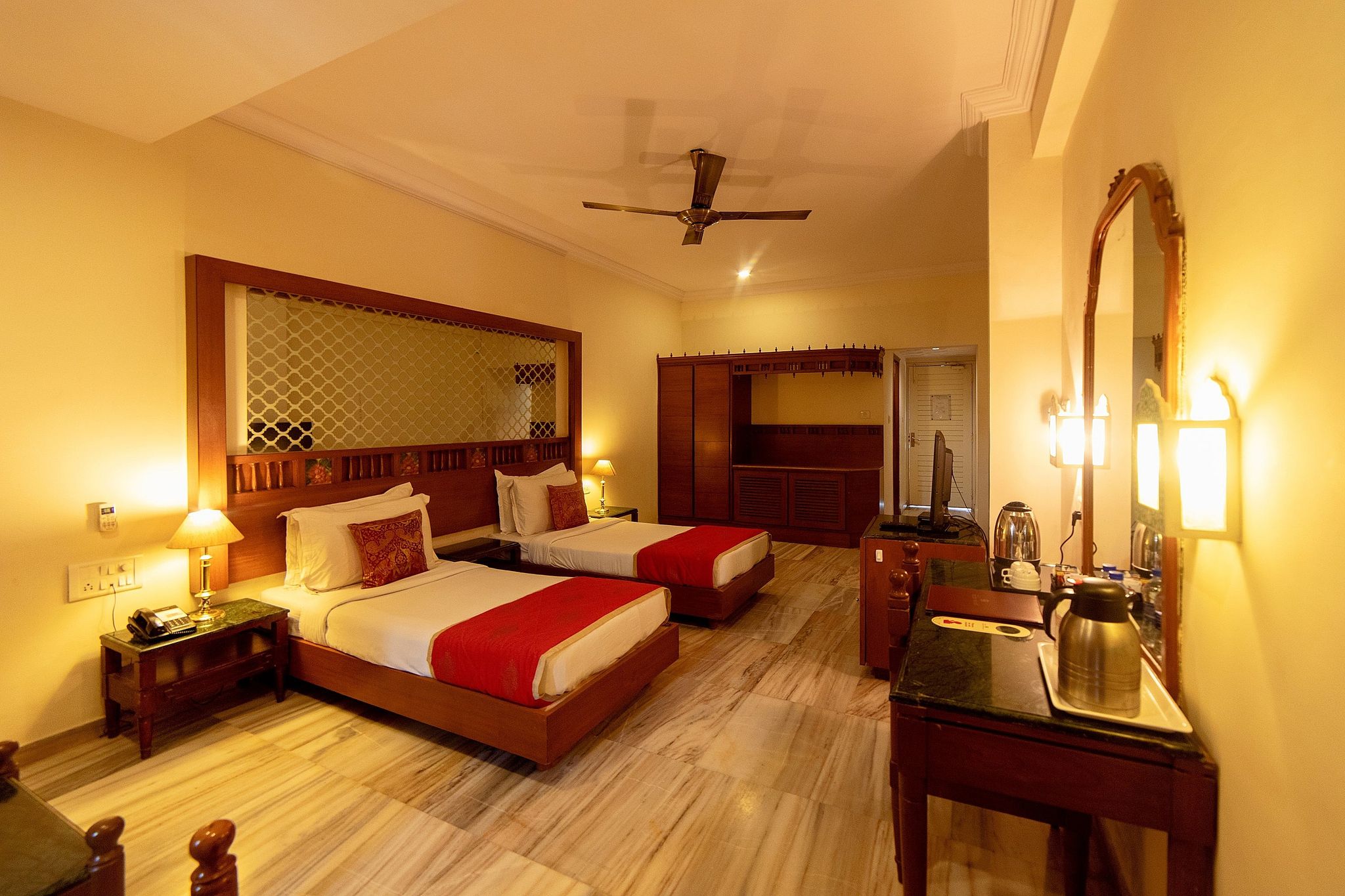 Deluxe Non Lake Facing Room