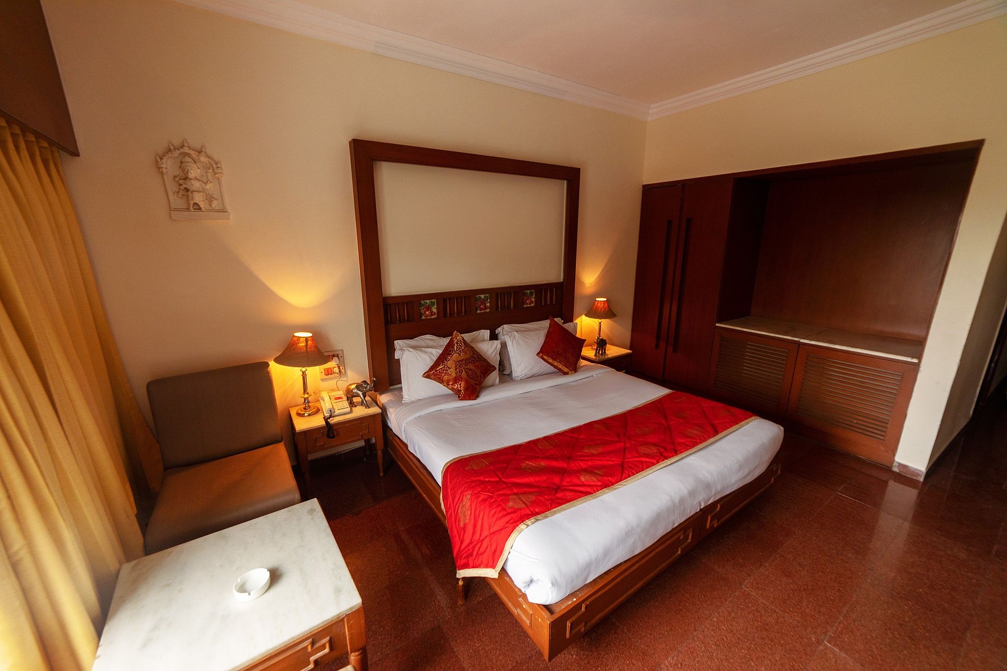 Deluxe Non Lake Facing Room