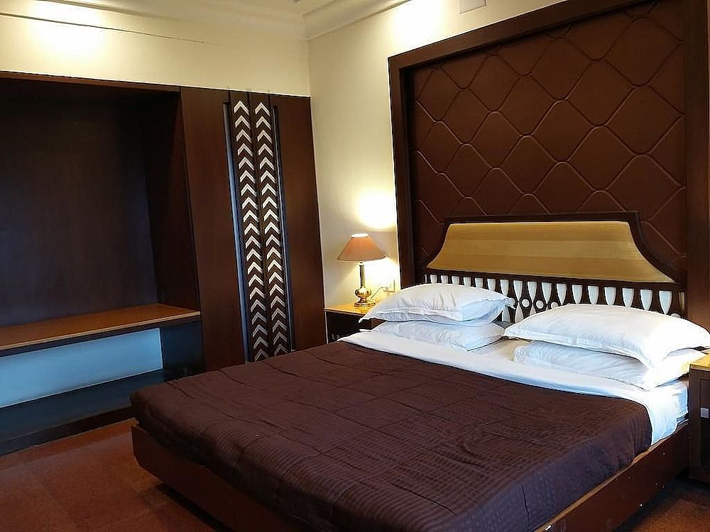 Deluxe Non Lake Facing Room