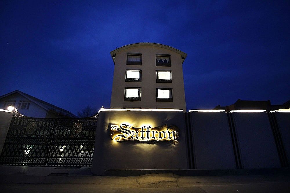 undefined Capital O 28688 The Saffron Hotel 3