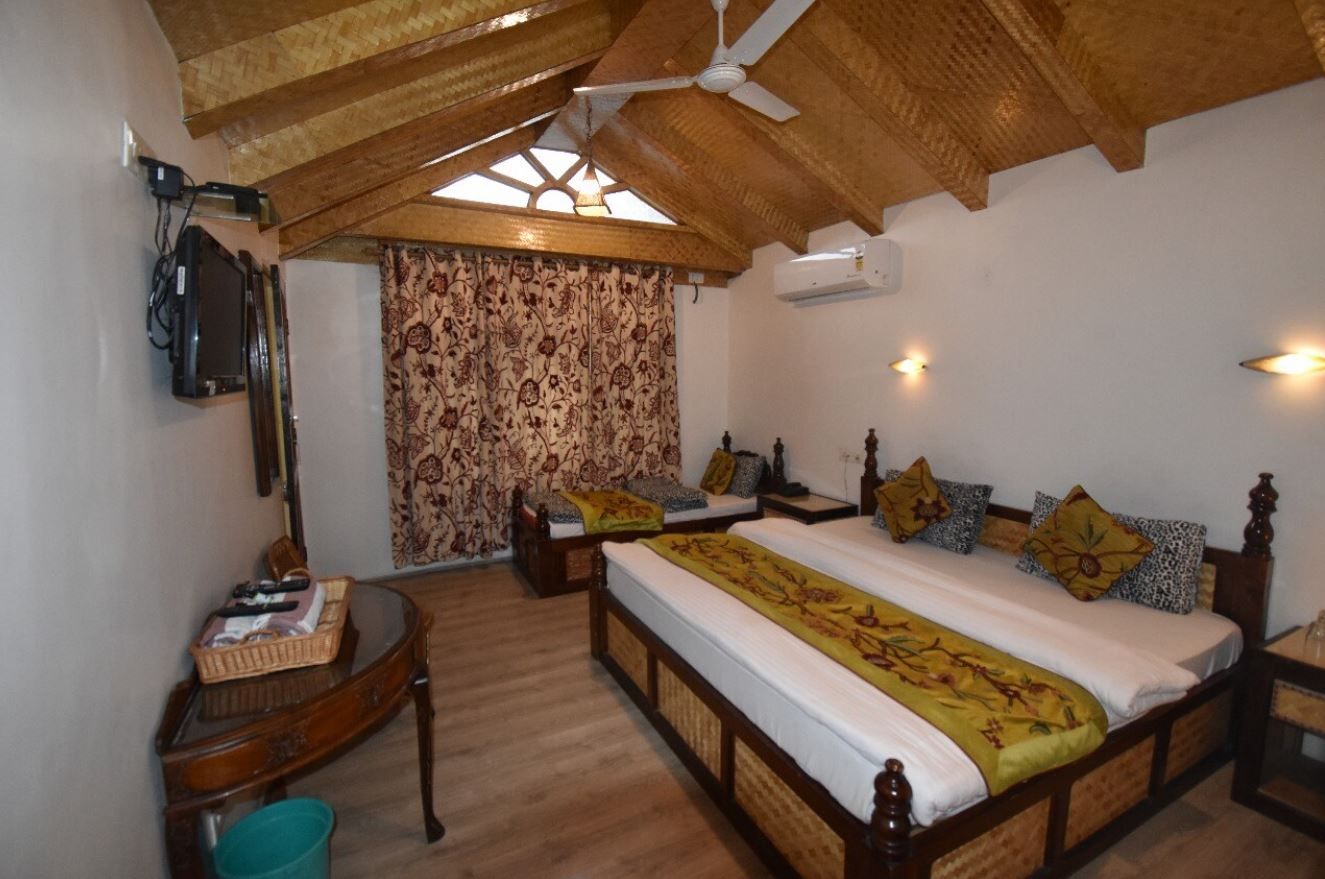 undefined Comfy Ronak Resort 5