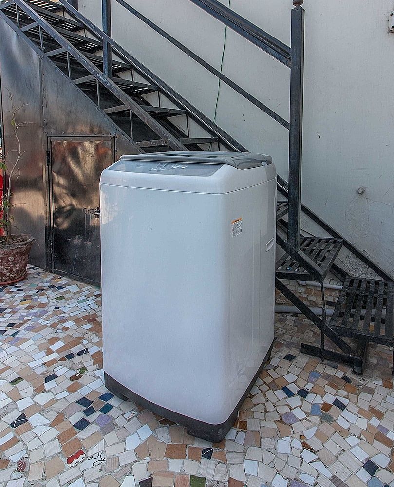 Backpacker Panda Lake Pichola Udaipur AC 8 Bed Mixed Shared Ensuite room 4