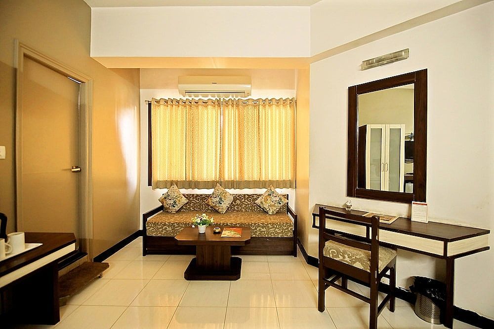 Hotel Ashish Palace Deluxe Double or Twin Room 11