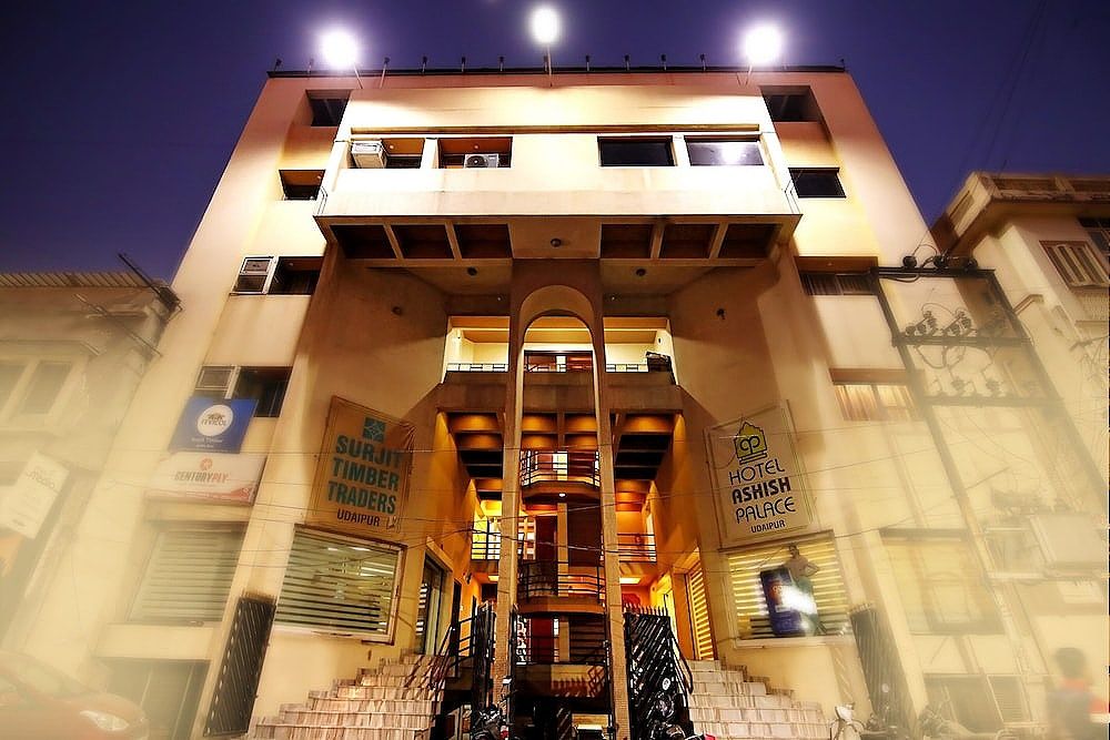 Front of property - evening/night