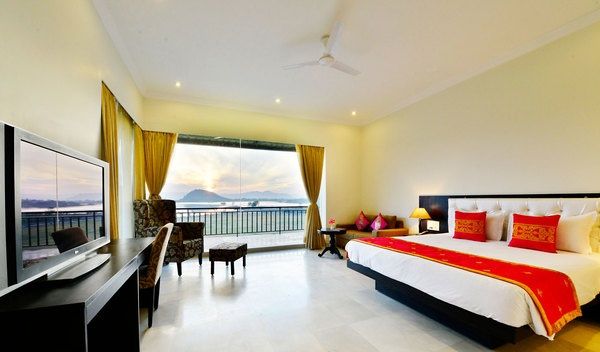 Premium Room By The Pool