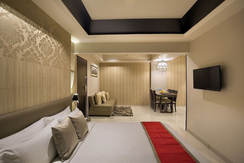 Baroda Residency Studio Suite 3