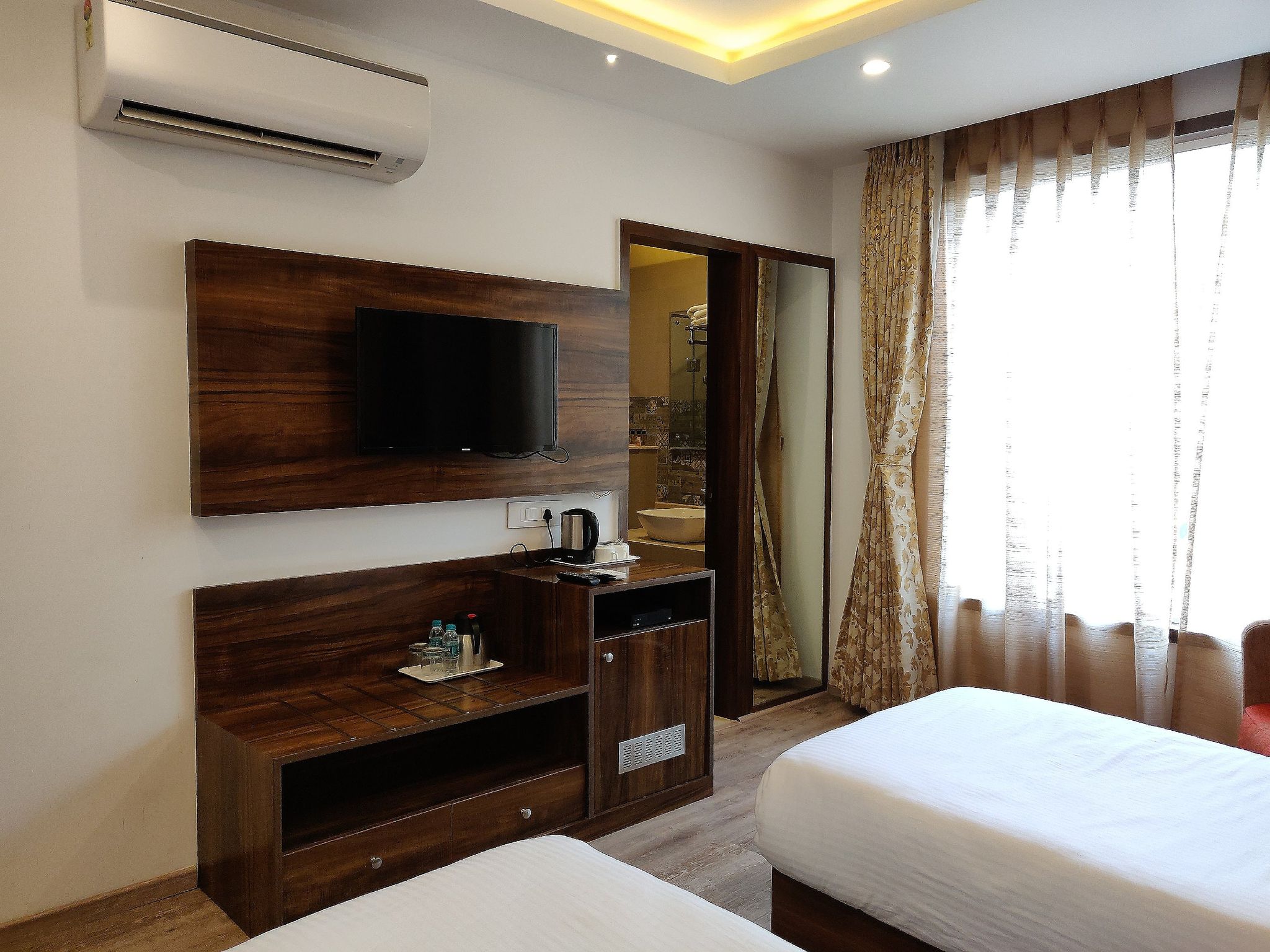 Hotel Yelchiko Deluxe Double or Twin Room 4