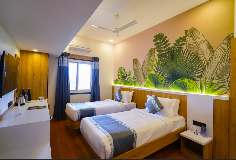 MGM Vailankanni Residency Deluxe Room - Twin Bed 4