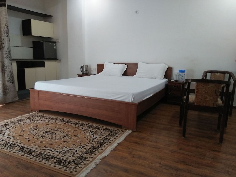 Brij Bhoomi Resort Deluxe Studio, 1 King Bed 2