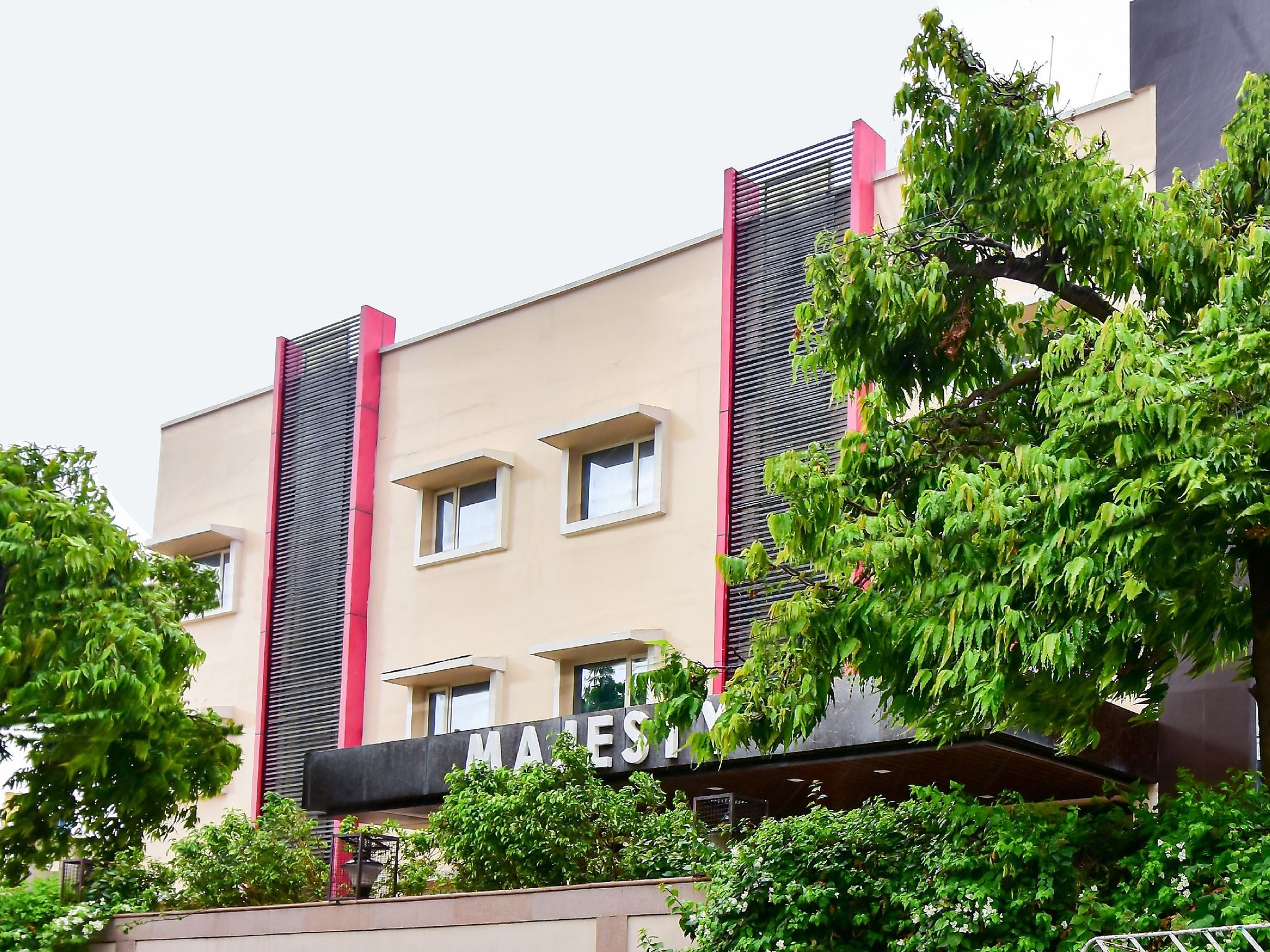 Hotel Shubham Majesty