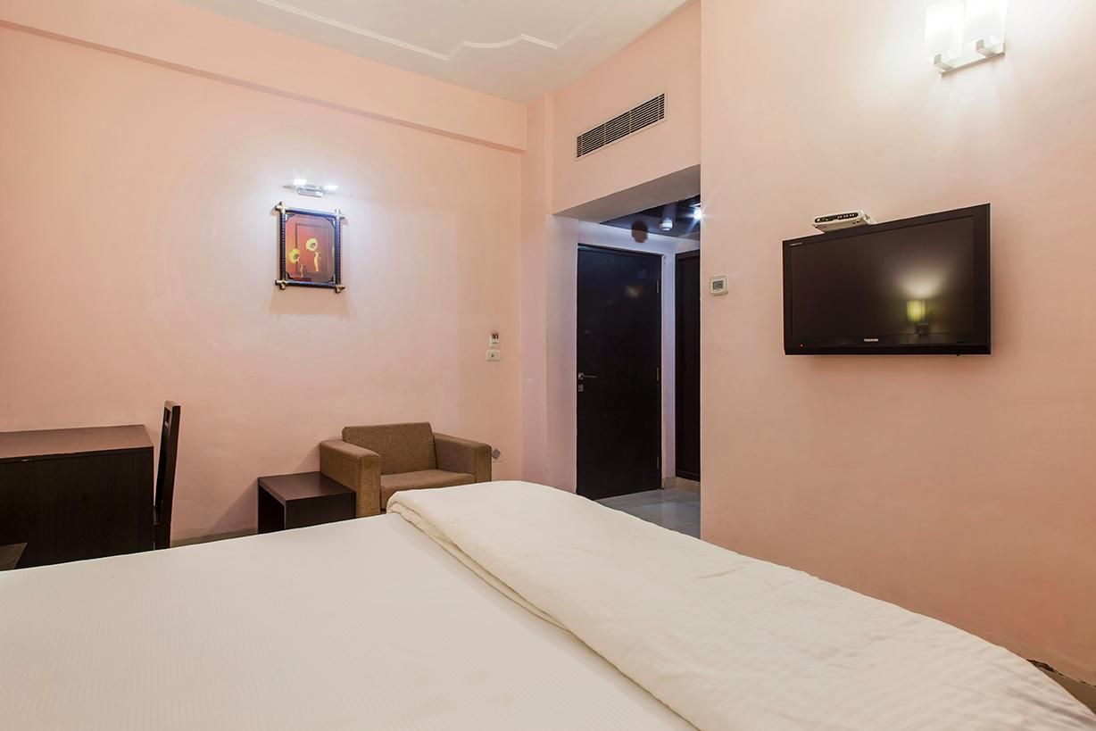 Hotel Shubham Majesty Superior Room 6