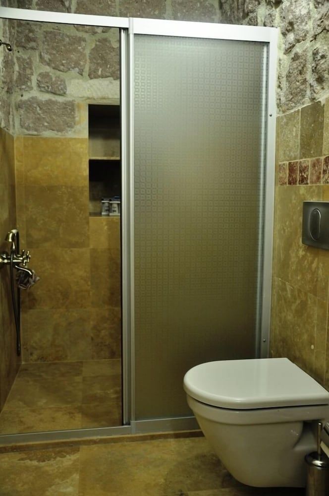 Aravan Evi Family Room 4