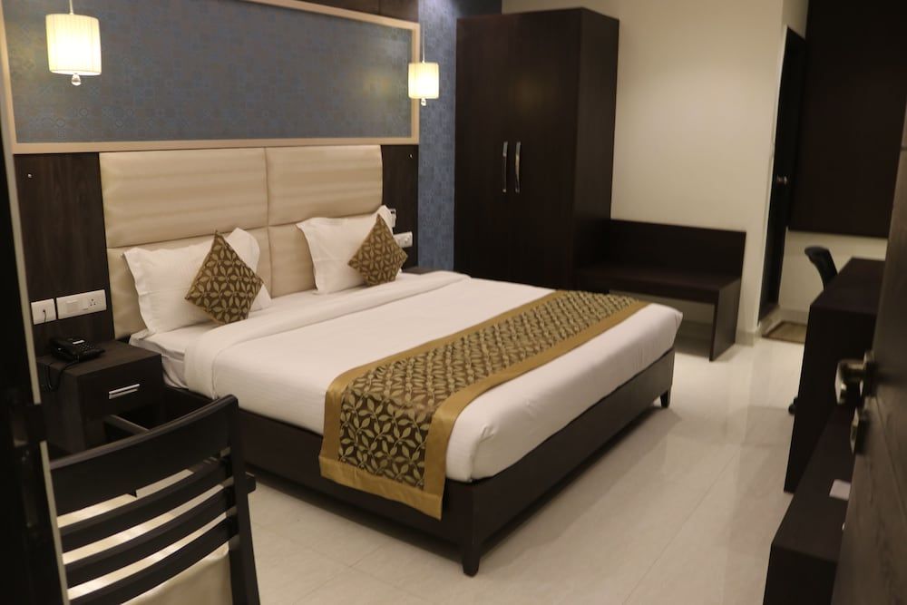 undefined Hotel Solitaire 10
