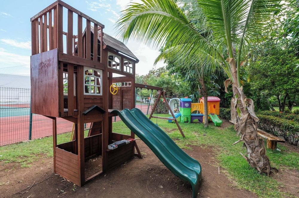 Children's play area - outdoor