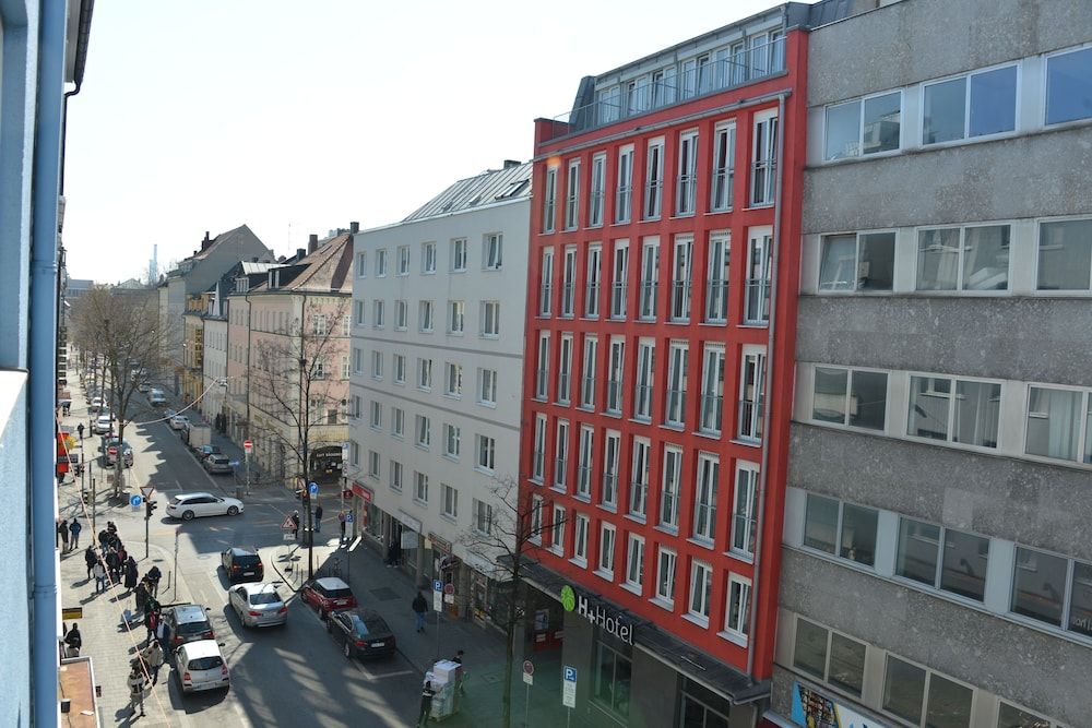 undefined Hotel Belle Blue 2