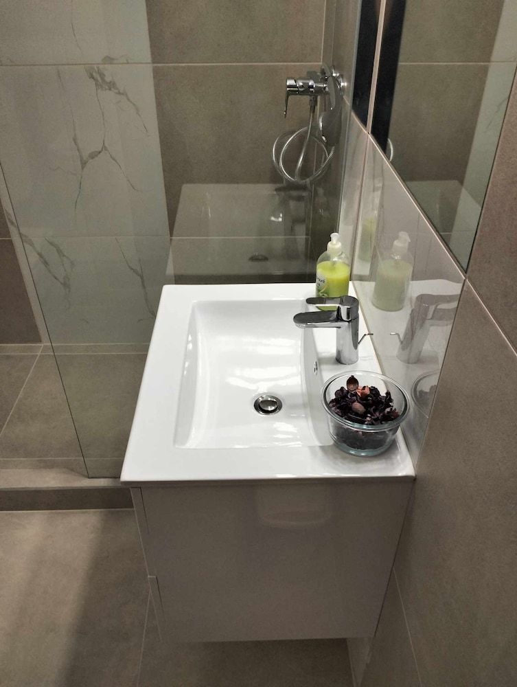 Helios Hotel Pension Basic Studio 8