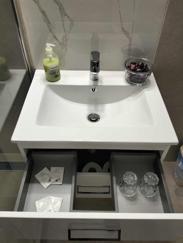 Helios Hotel Pension Basic Studio 4